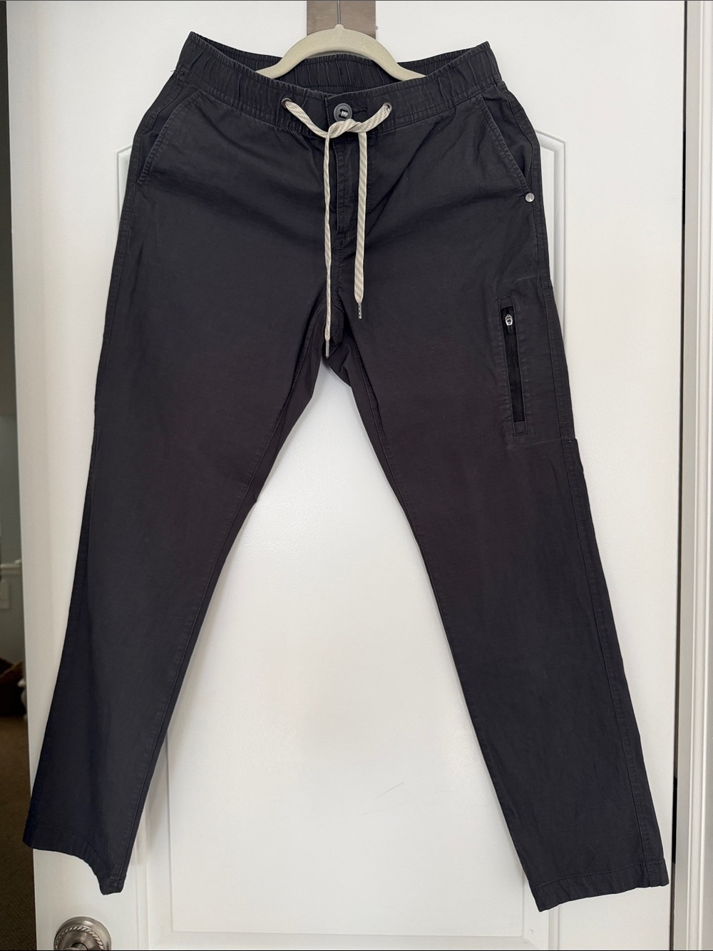 Vuori Women's Black Drawstring Jogger Pants xs